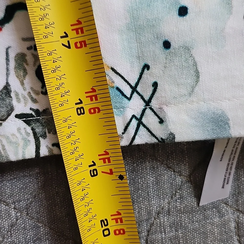 Anthropologie White and Multicolor Patterned Napkins Set Of 7 - Picture 6 of 10